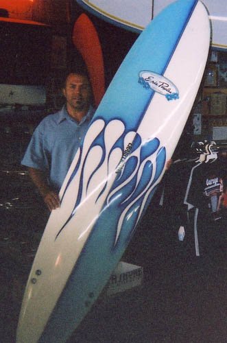 surfer-3a