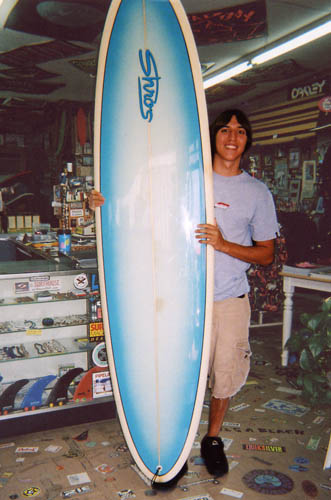 surfer-3b