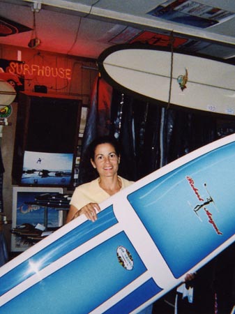 surfer-03