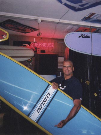 surfer-14